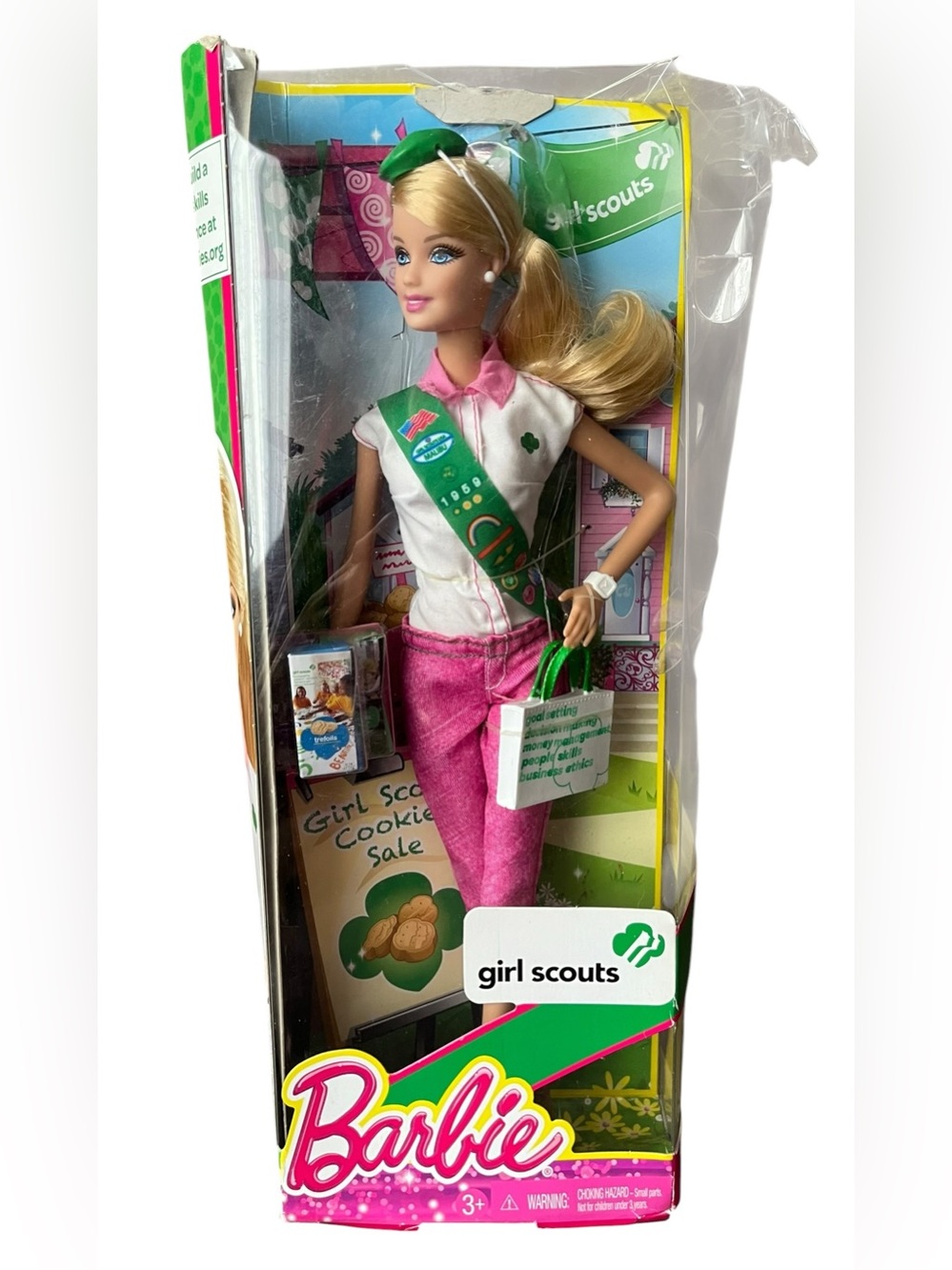 Barbie Girl Scouts Barbie Doll NWT Pink & Green